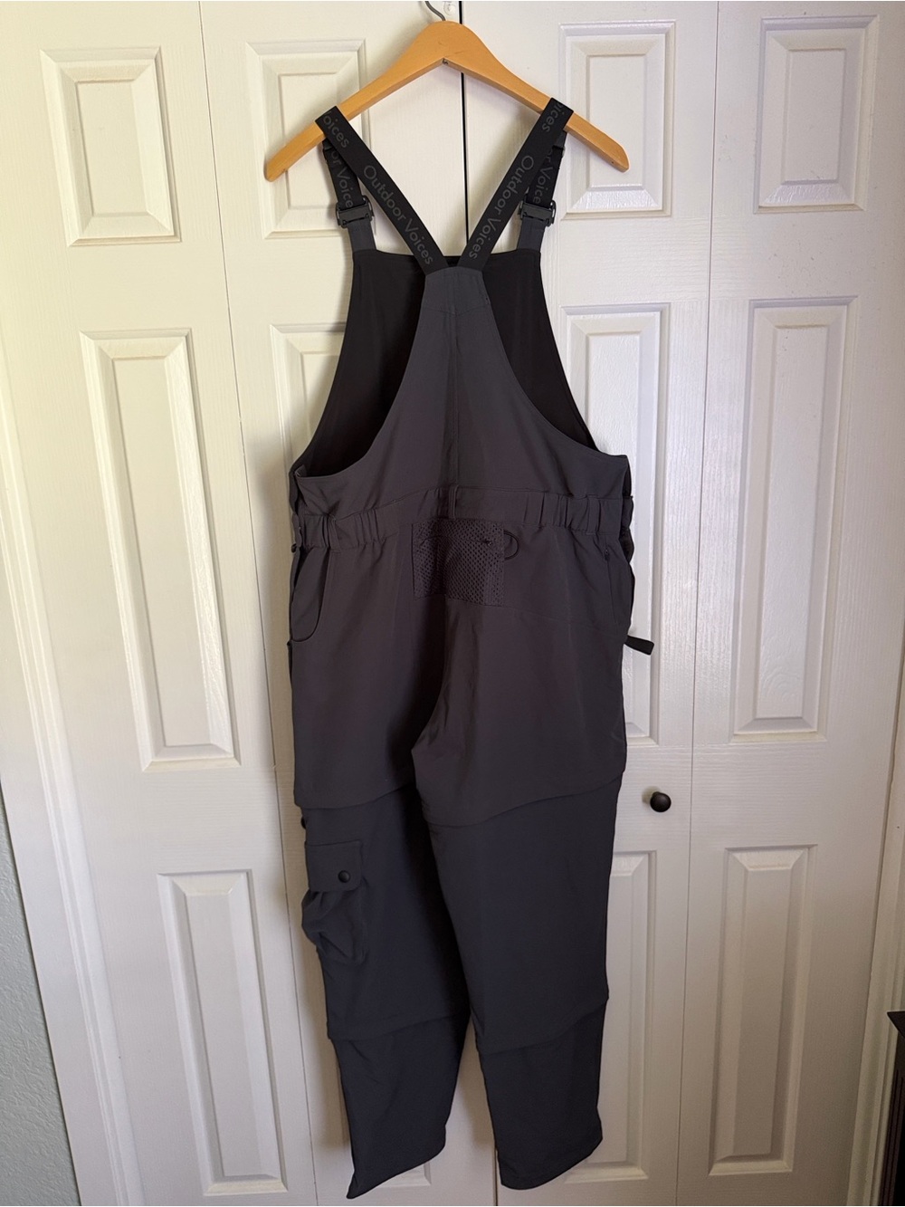 Outdoor Voices RecTrek Overalls Snow Bibs Gorpcore Women’s XL - Picture 5 of 6